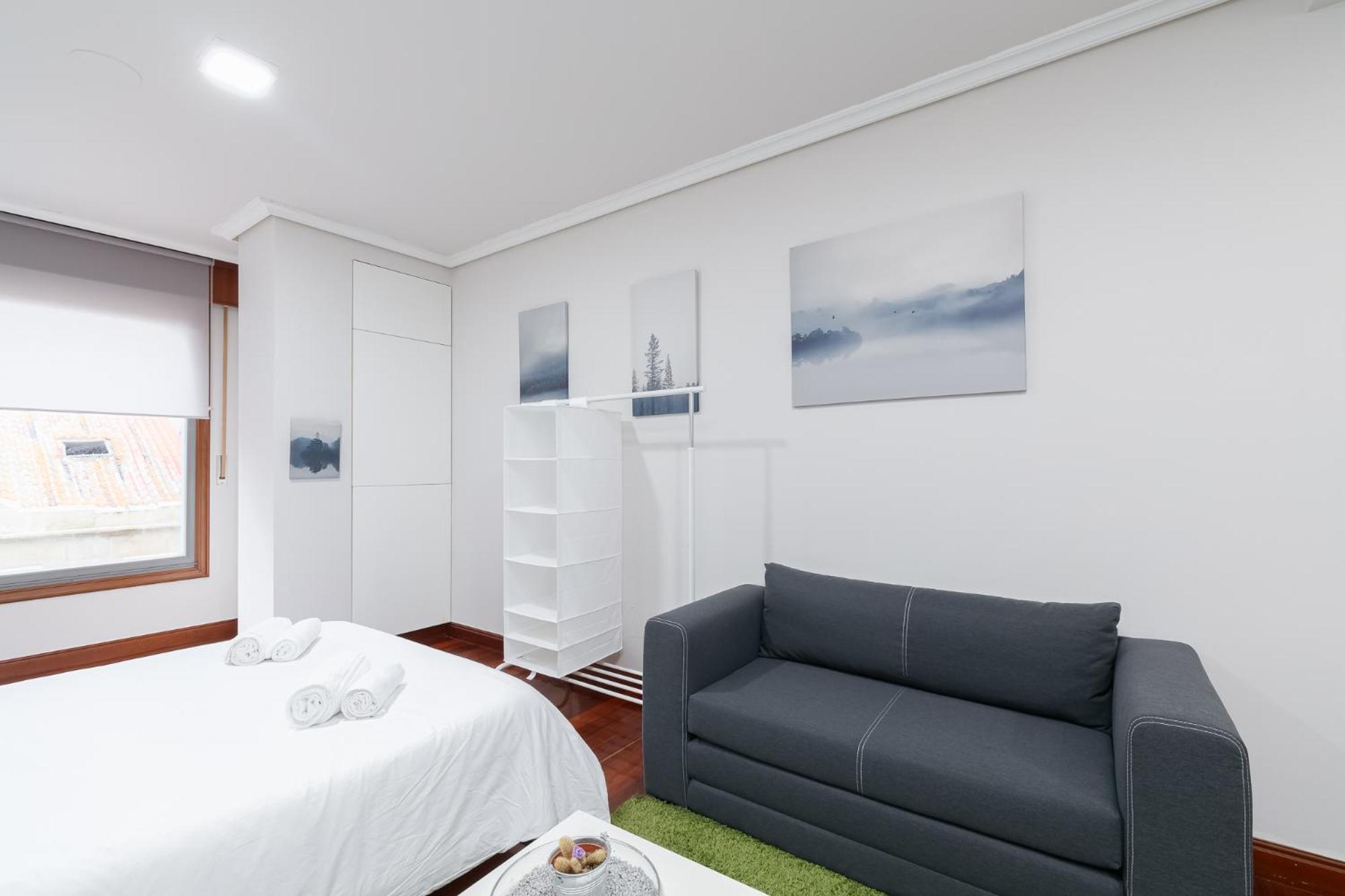 Estudio Moderno Con Parking By Cabana Rentals Виго Экстерьер фото