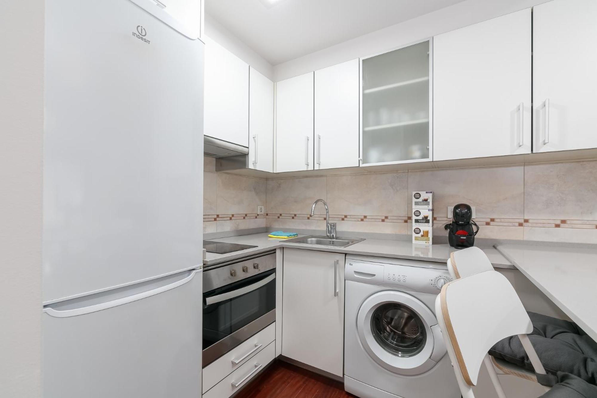Estudio Moderno Con Parking By Cabana Rentals Виго Экстерьер фото